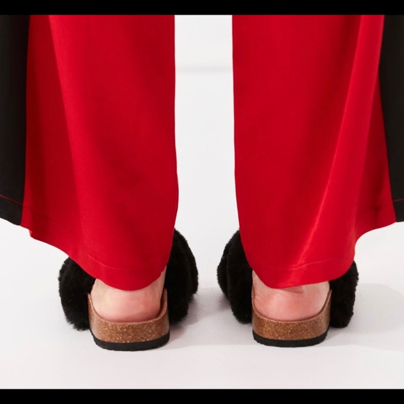 đsoldđurban outfitters faux fur soft bed slipper - Picture 6 of 7